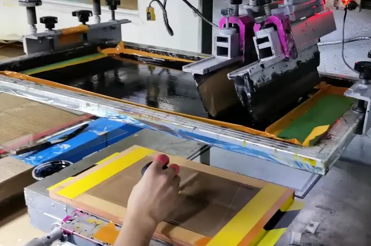 Bez Çanta Baskı Teknikleri: Markanıza En Uygun Yöntem Hangisi?